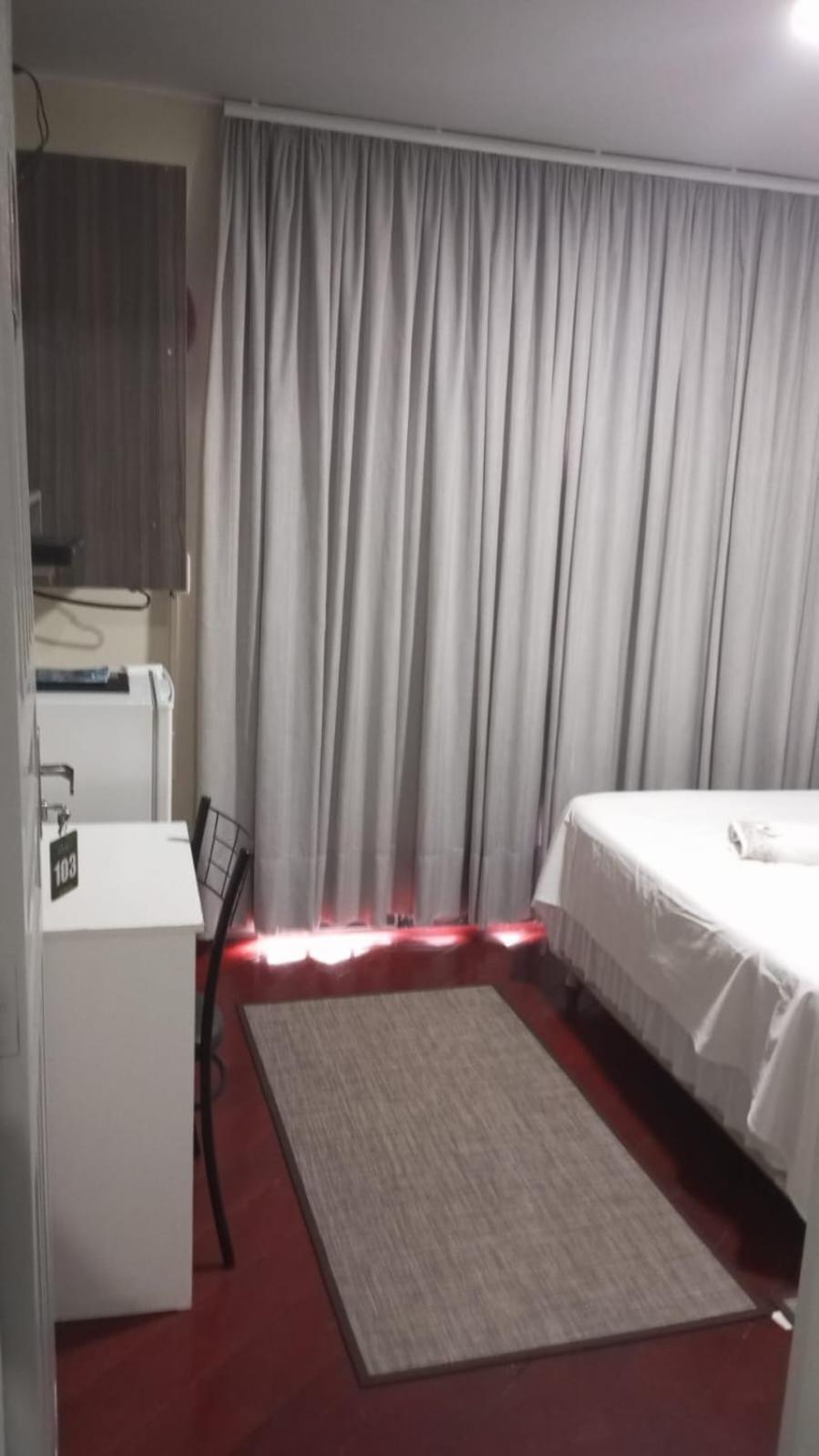 Rocha'S Hotel グアラプアバ エクステリア 写真
