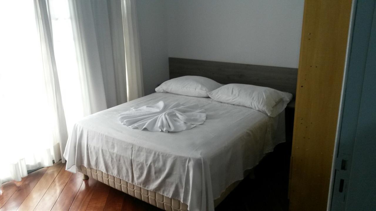 Rocha'S Hotel グアラプアバ エクステリア 写真