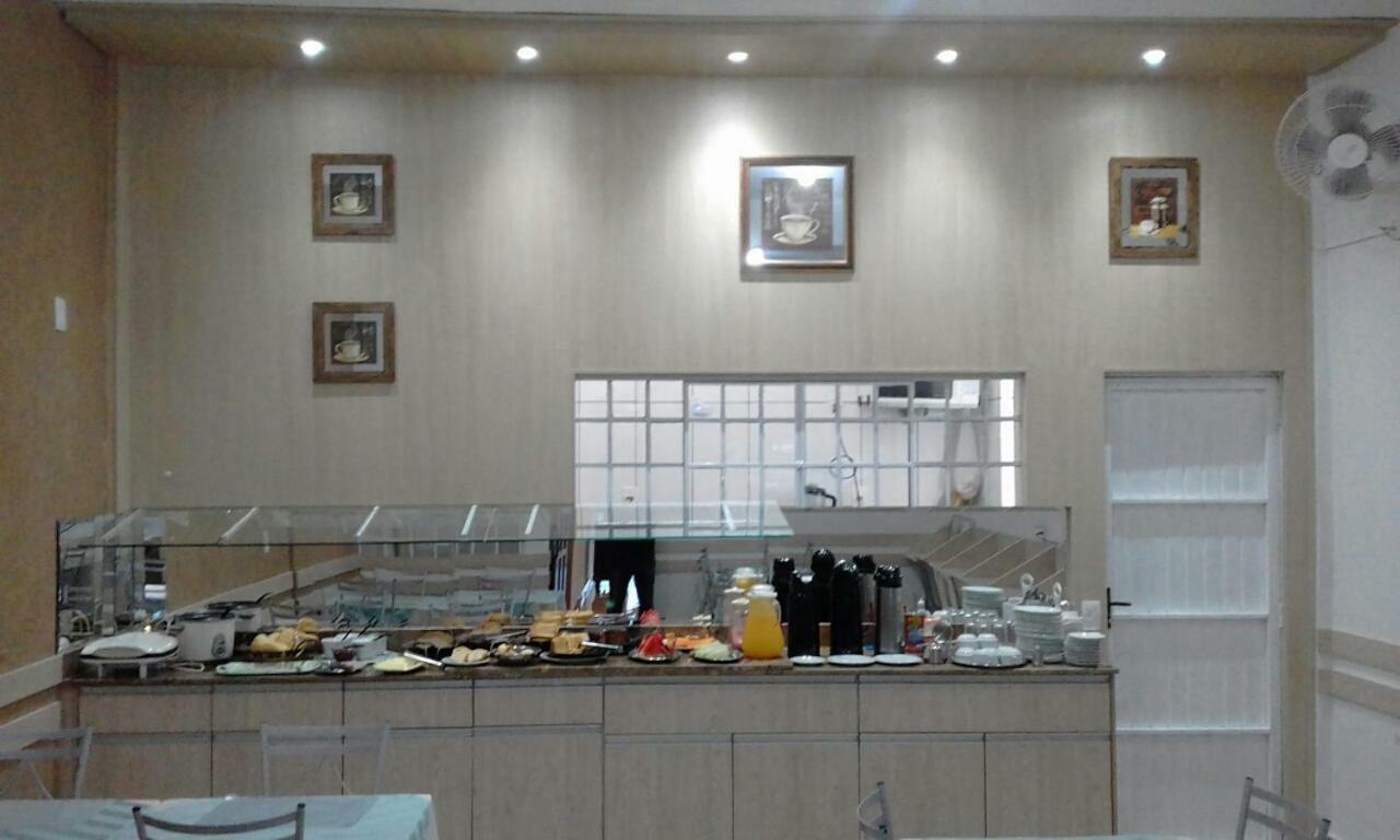 Rocha'S Hotel グアラプアバ エクステリア 写真