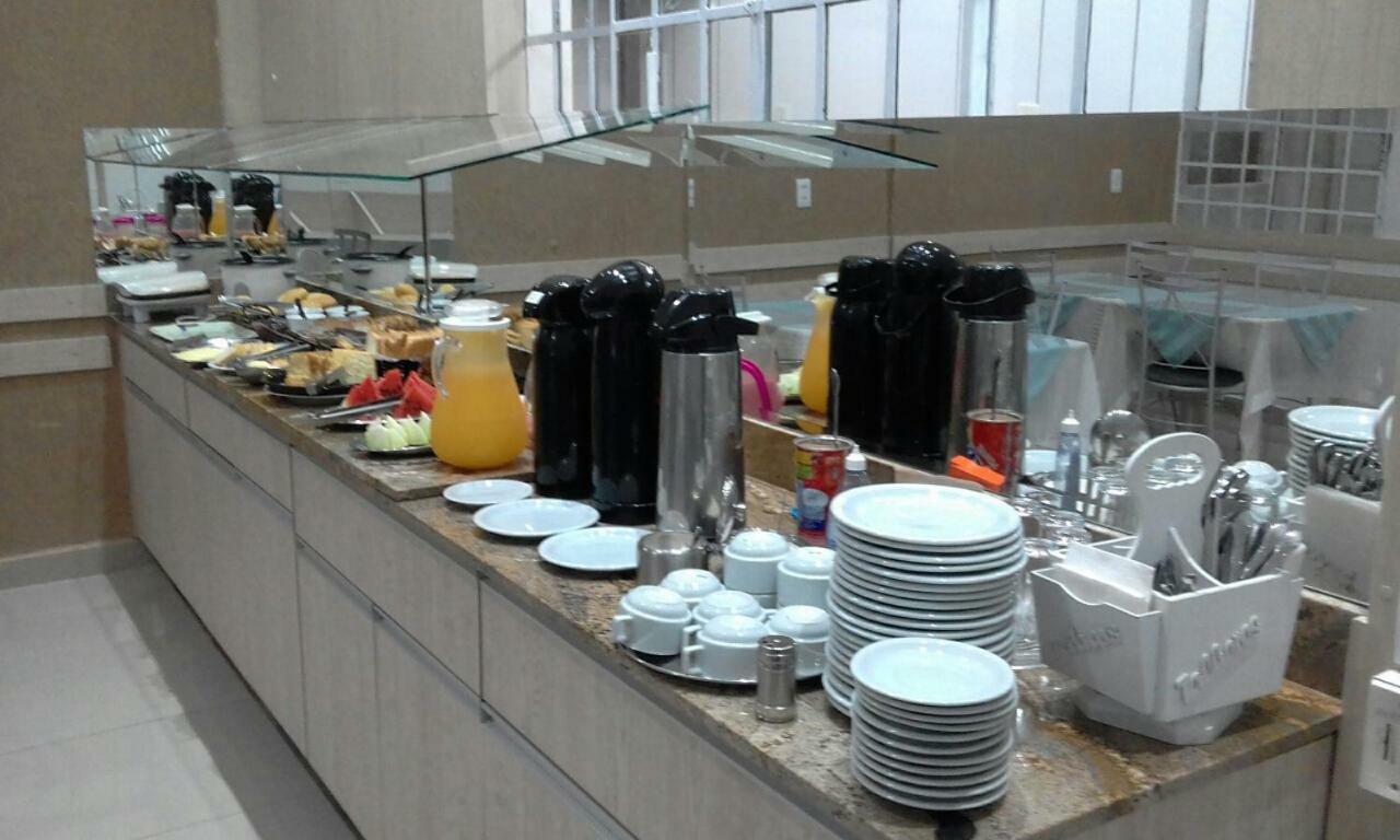 Rocha'S Hotel グアラプアバ エクステリア 写真